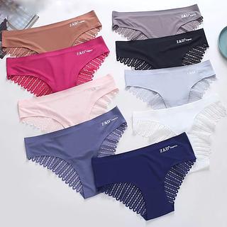 Calcinha com renda atrás 562